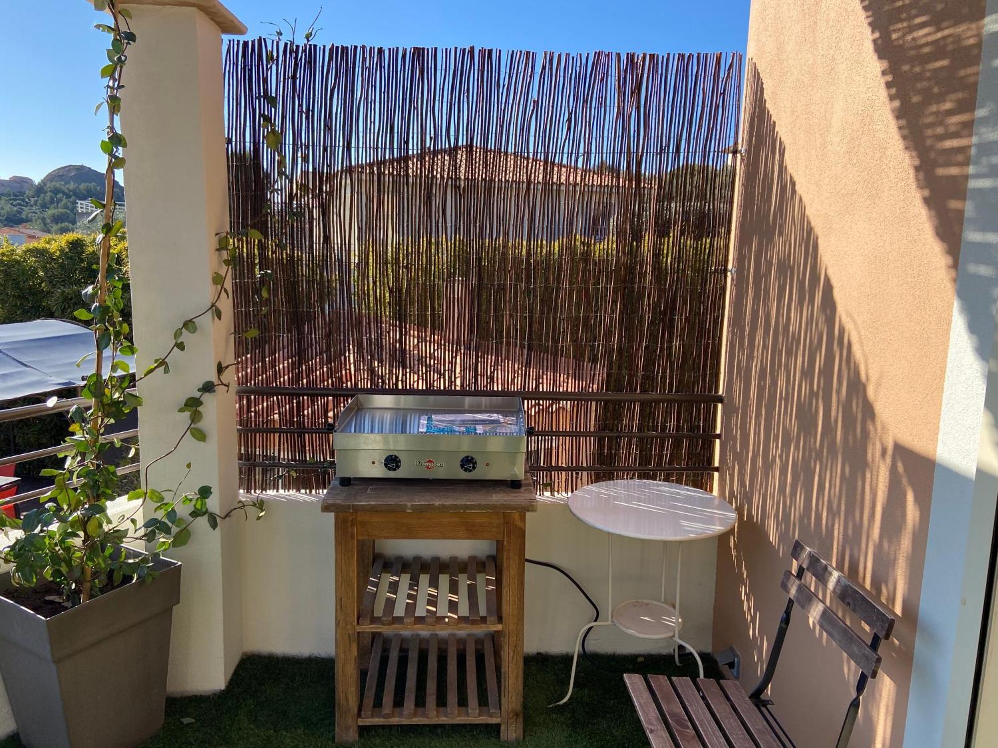 Sublime Logement Avec Vue Mer Et Jacuzzi La Ciotat Eksteriør billede